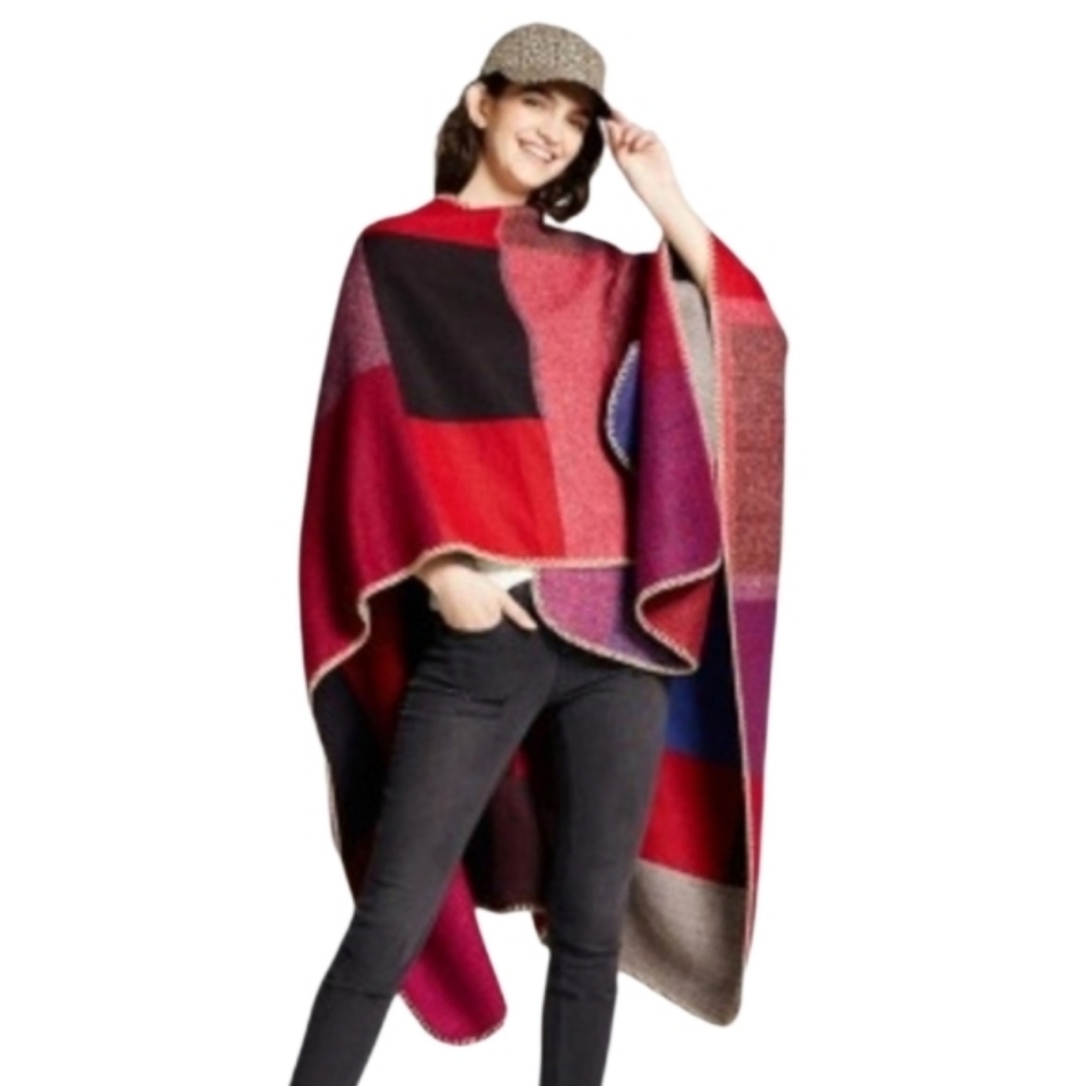 SYLVIA ALEXANDER Marled Raspberry Red Acrylic Poncho Ruana Wrap Scarf NEW NWT